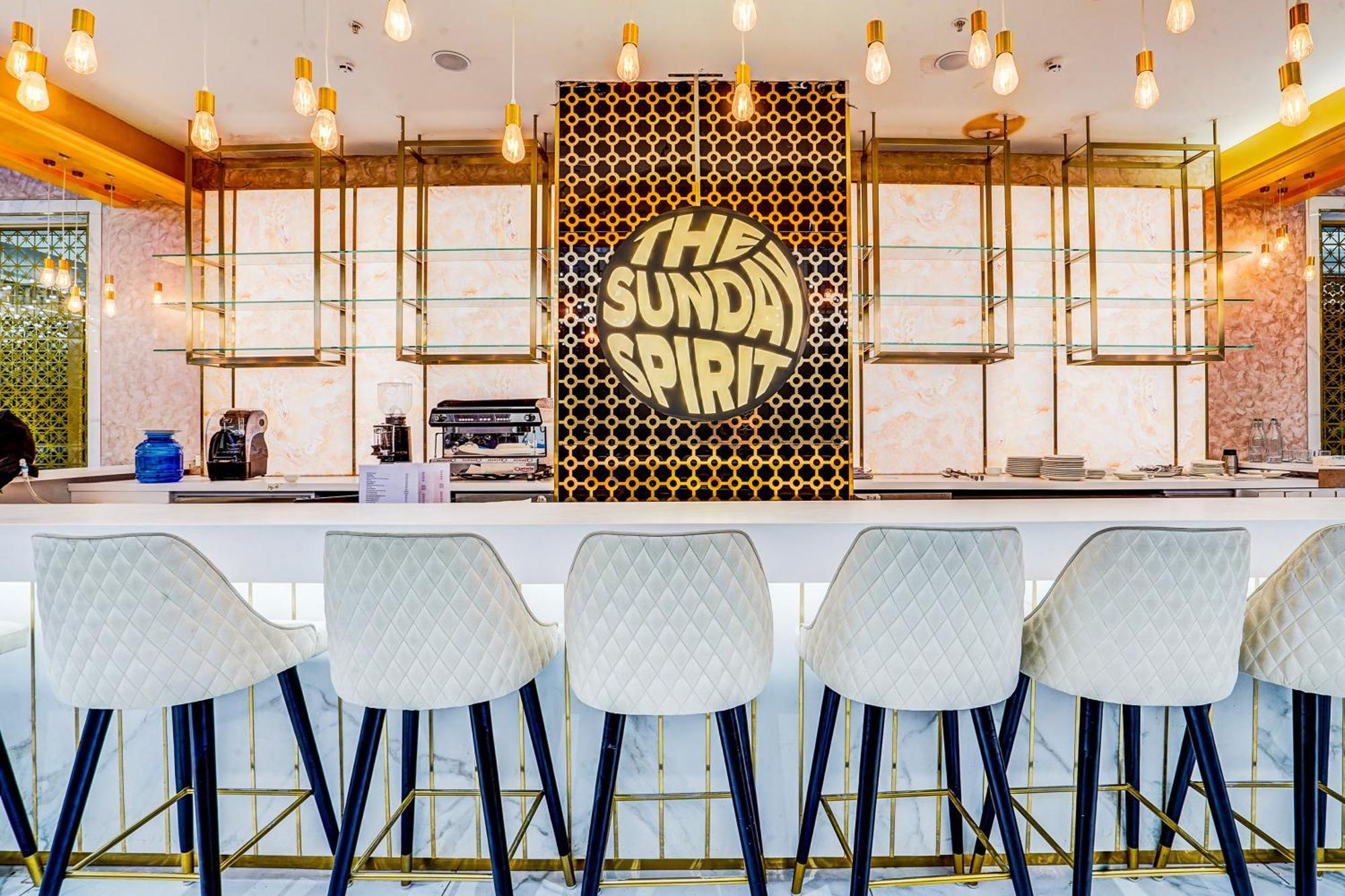Sunday Hotels And Residences Gurgaon Eksteriør billede