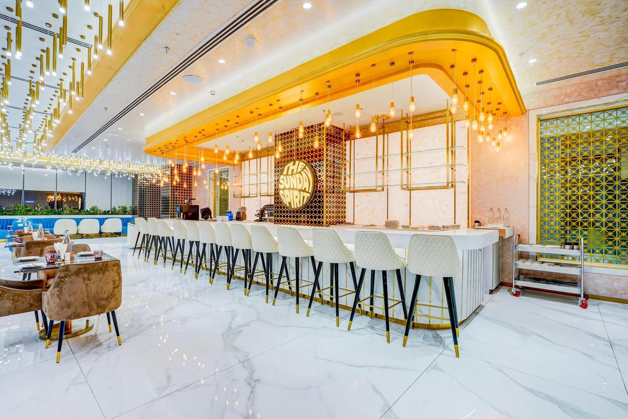 Sunday Hotels And Residences Gurgaon Eksteriør billede